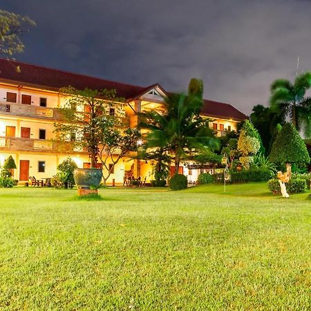 Pn Gold Resort Bangsaen Exterior foto